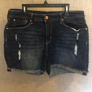 Levi shorts